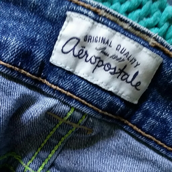 Aéropostale Jean Shorts - Picture 2 of 4